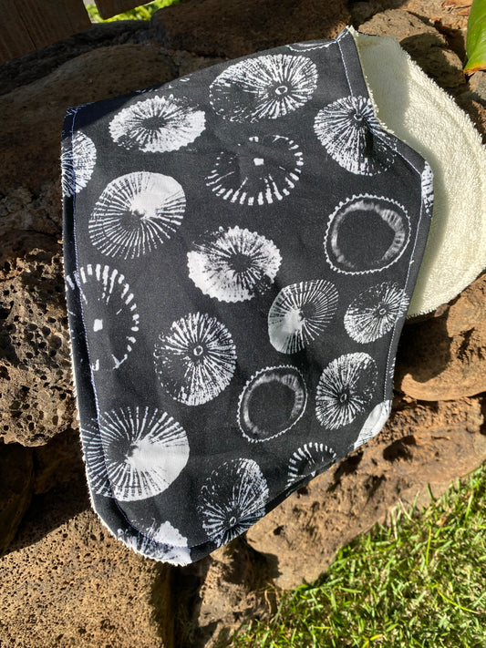 Opihi Burp Cloth