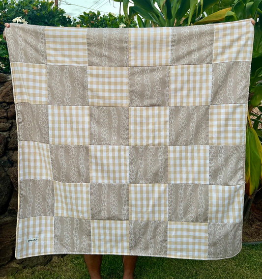 Tan Puakenikeni/Pikake + Tan Palaka Patchwork Minky Blanket